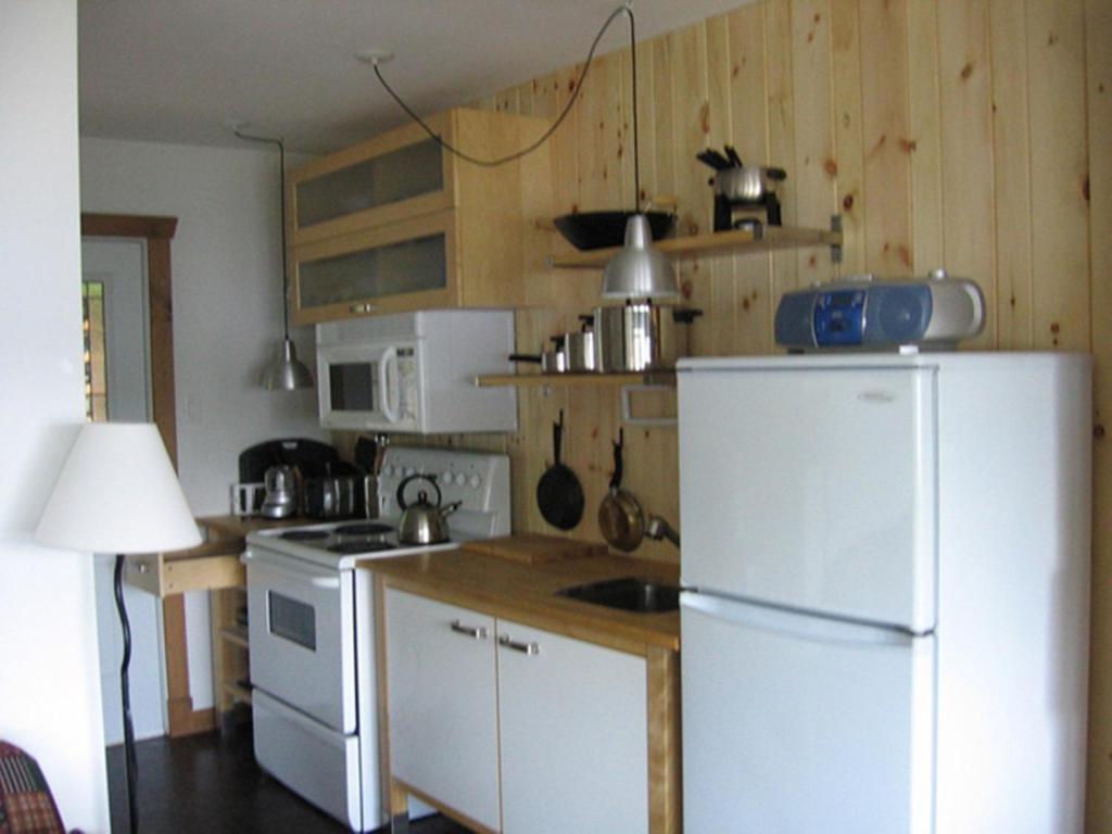 Cottages Du Lac Orford, Cottage A, Cote Raquettes Cottage B, Cote Skis อีสต์แมน ภายนอก รูปภาพ
