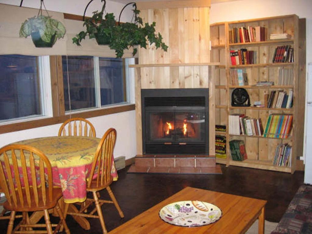 Cottages Du Lac Orford, Cottage A, Cote Raquettes Cottage B, Cote Skis อีสต์แมน ภายนอก รูปภาพ